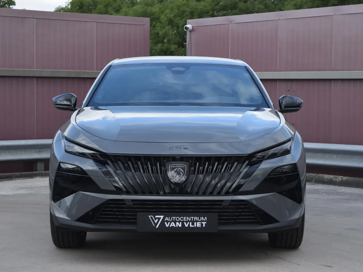 1.2 GT Exclusive Hybrid 145 UIT VOORRAAD LEVERBAAR