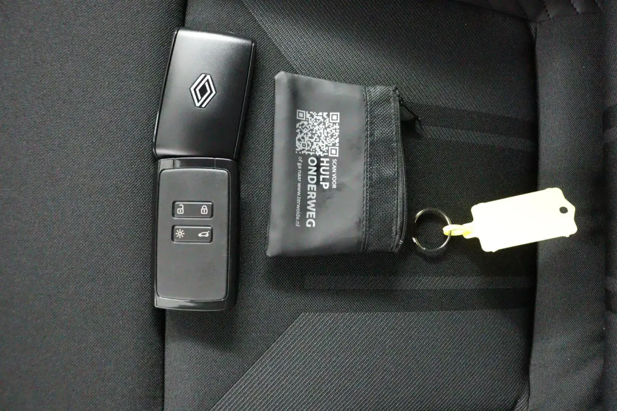 esprit Alpine full hybrid E-Tech 145 | BOSE Audio | Adapt. Cruise | Parkeercamera |