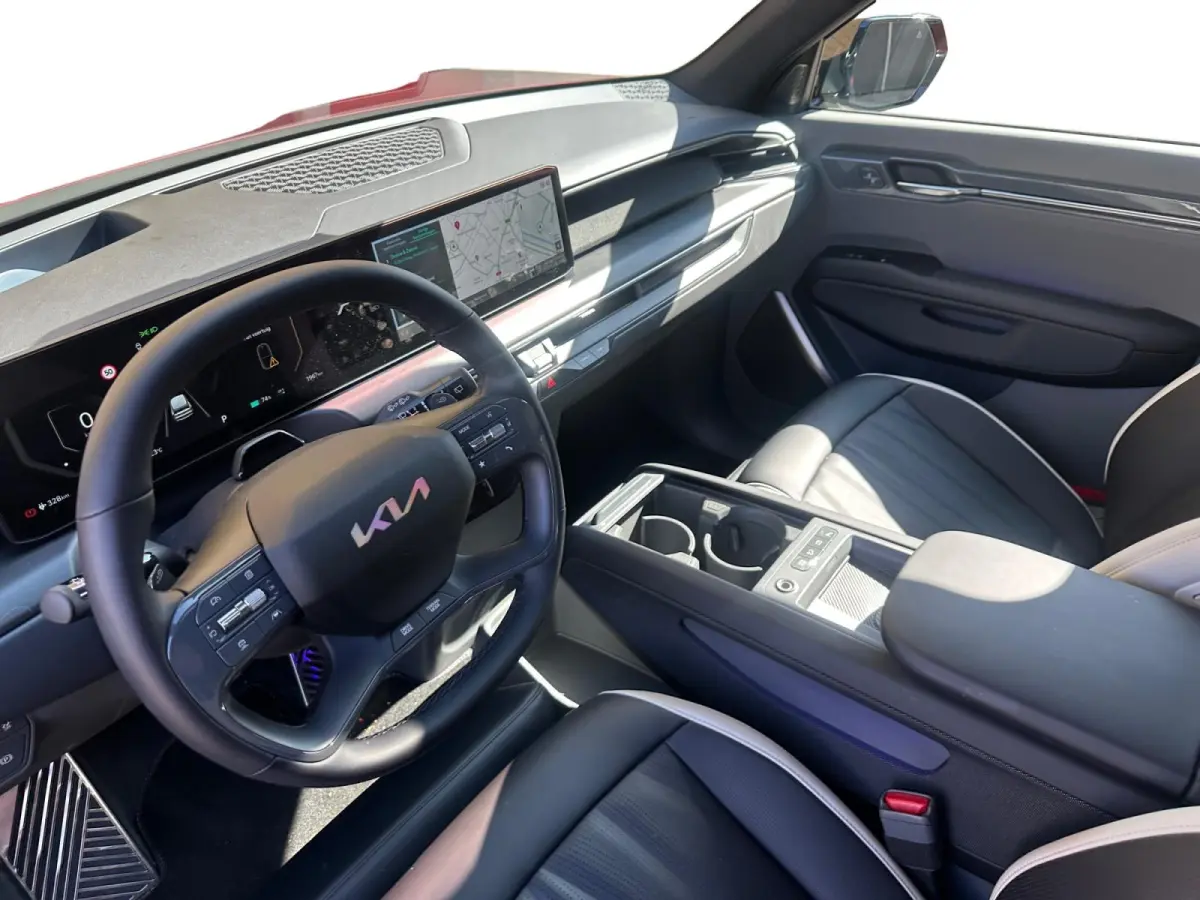 GT-line AWD 99,8 kwh 7 zits | 385 PK | Geventileerde/verwarmde stoelen | Wireless Carplay & Android auto | 2.500 kg trekgewicht | Meridian | Fabrieksgarantie t/m 19-6-2033 +3x 1 jaar*  | NAP