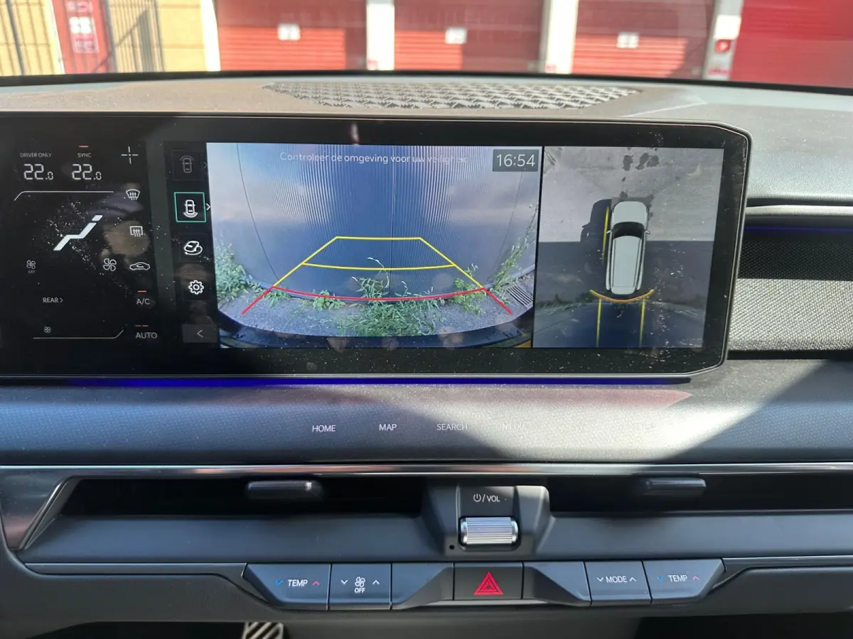 GT-line AWD 99,8 kwh 7 zits | 385 PK | Geventileerde/verwarmde stoelen | Wireless Carplay & Android auto | 2.500 kg trekgewicht | Meridian | Fabrieksgarantie t/m 19-6-2033 +3x 1 jaar*  | NAP