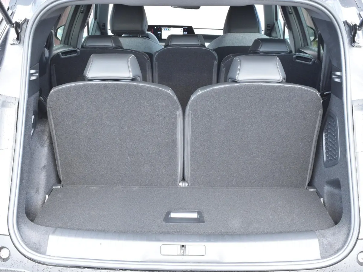 Allure Long Range 97 kWh 7p UIT VOORRAAD LEVERBAAR