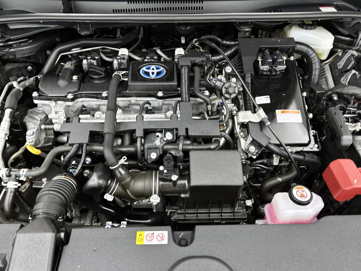 1.8 Hybrid Business / Pdc+Camera / Radio multimedia / Airco-ecc. / Apk 09-2027