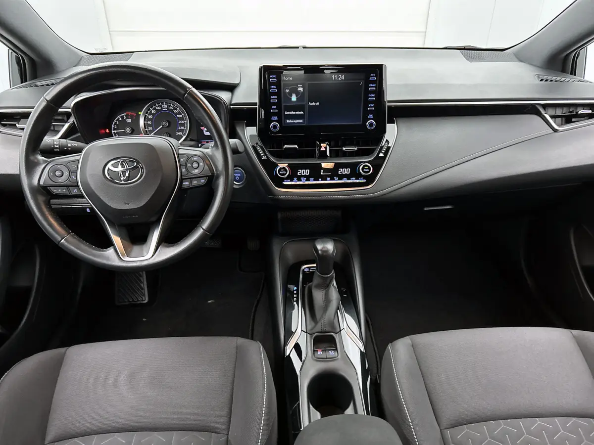 1.8 Hybrid Business / Pdc+Camera / Radio multimedia / Airco-ecc. / Apk 09-2027
