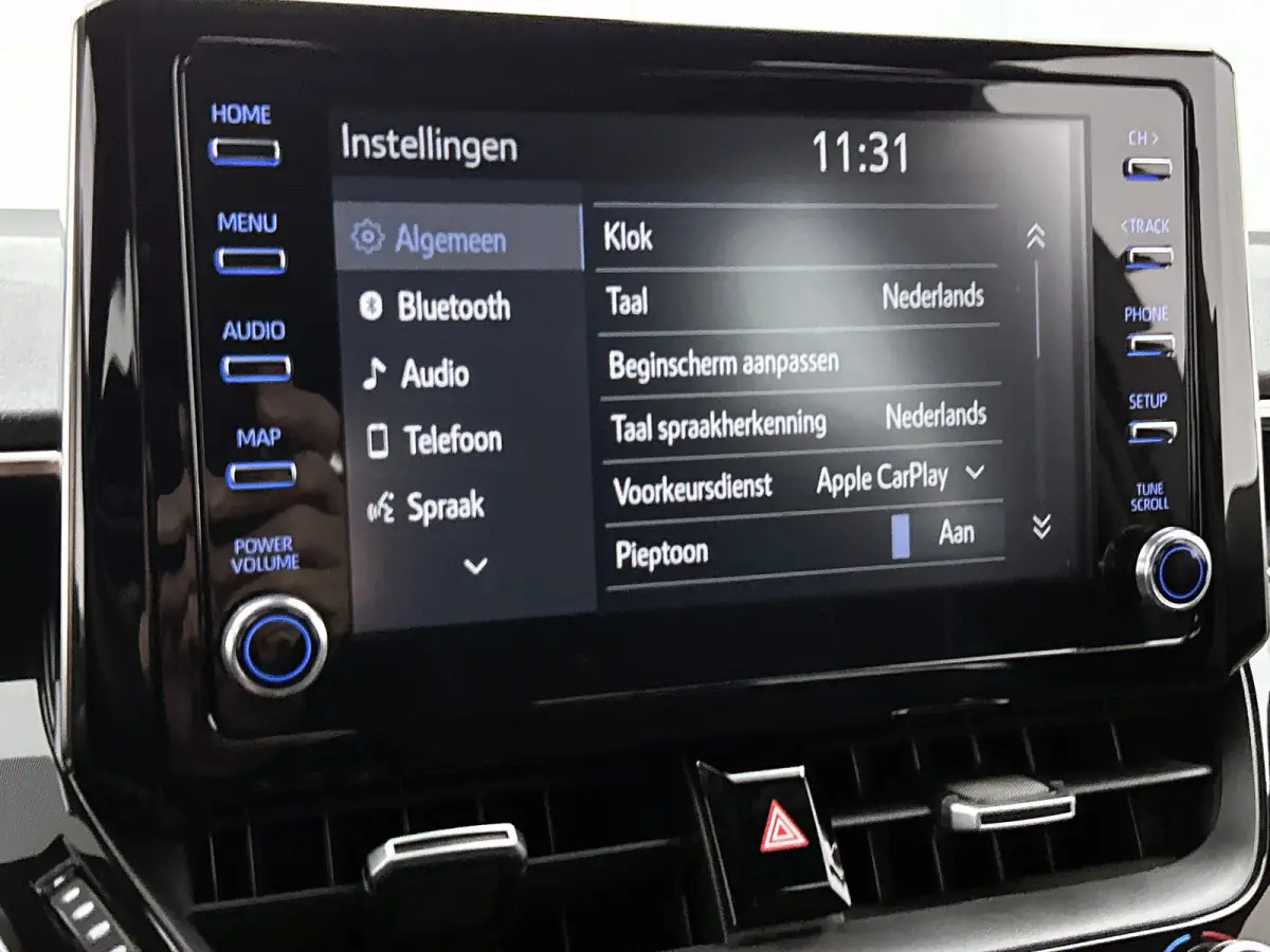 1.8 Hybrid Business / Pdc+Camera / Radio multimedia / Airco-ecc. / Apk 09-2027