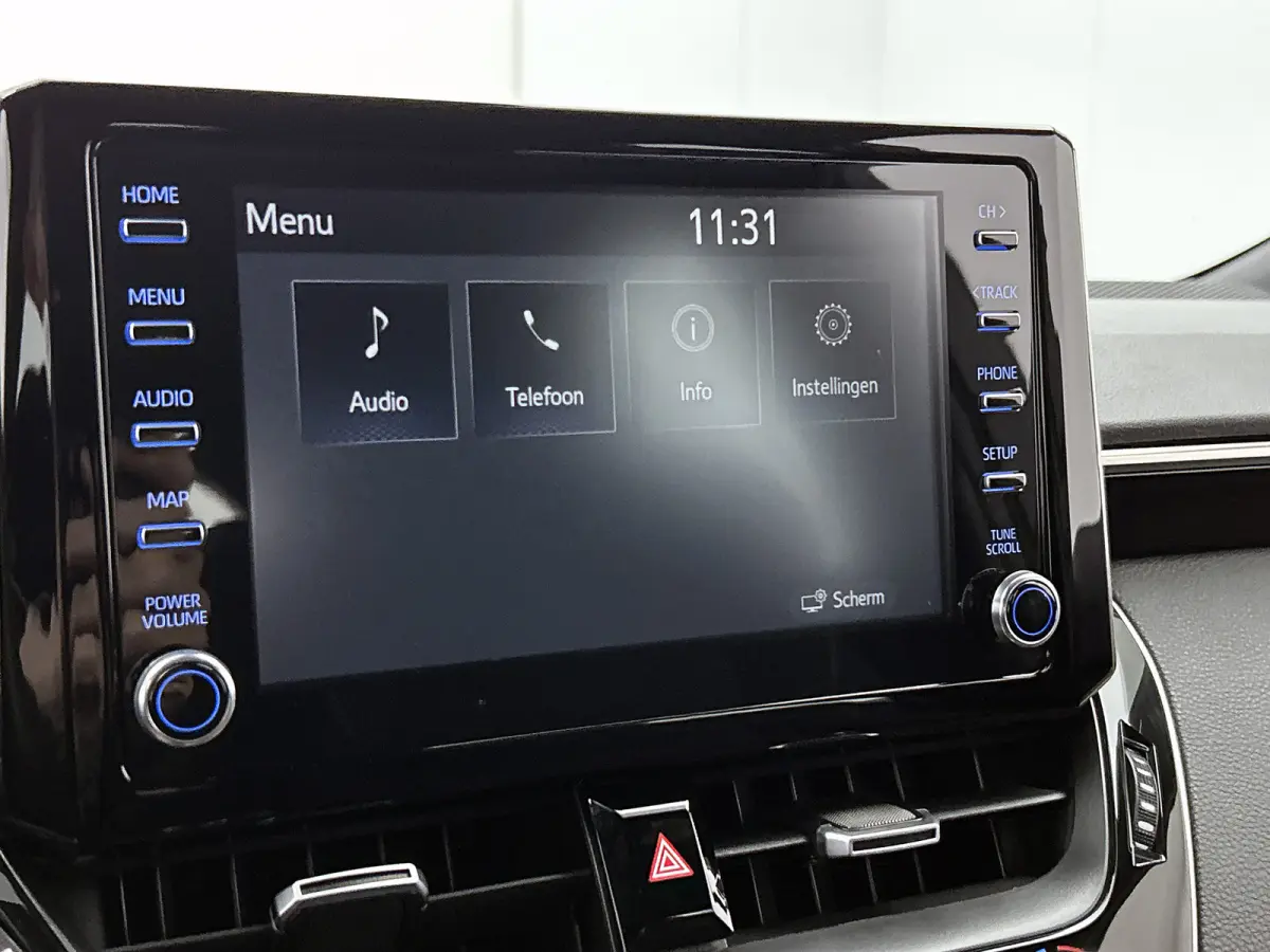 1.8 Hybrid Business / Pdc+Camera / Radio multimedia / Airco-ecc. / Apk 09-2027