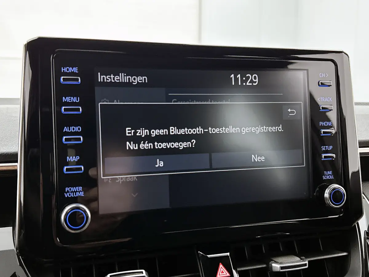 1.8 Hybrid Business / Pdc+Camera / Radio multimedia / Airco-ecc. / Apk 09-2027