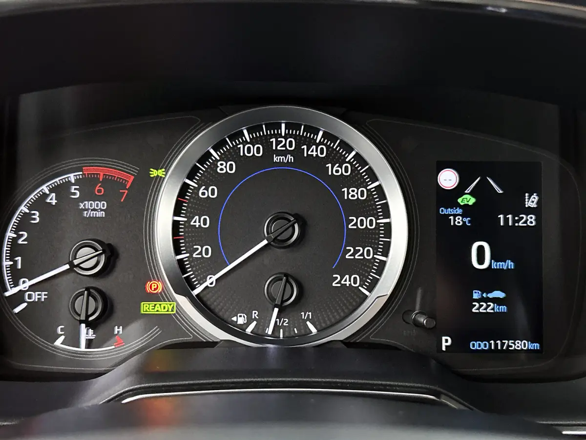 1.8 Hybrid Business / Pdc+Camera / Radio multimedia / Airco-ecc. / Apk 09-2027
