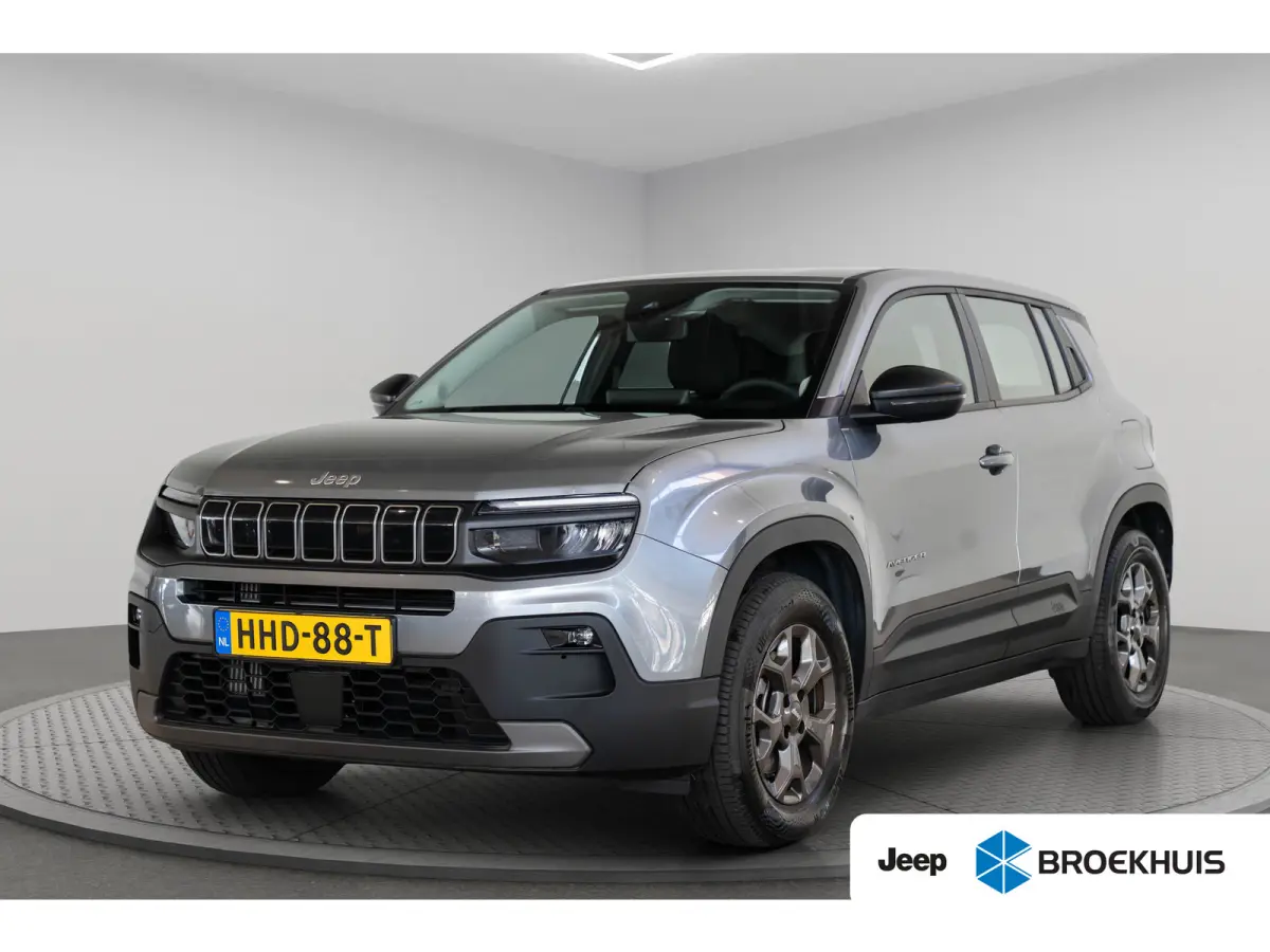 1.2 e-Hybrid Longitude | Adaptive Cruise Controle | Navigatie | Parkeersensoren | LED | Apple Carplay & Android Auto |