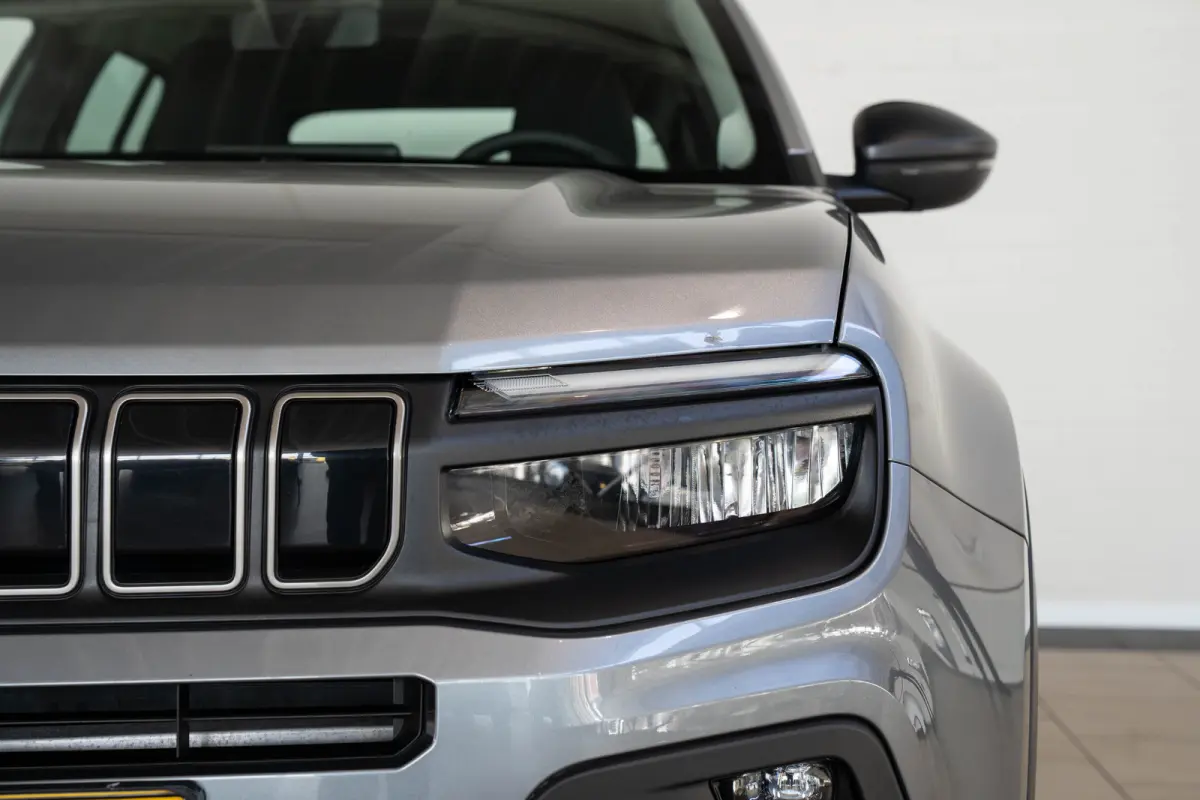 1.2 e-Hybrid Longitude | Adaptive Cruise Controle | Navigatie | Parkeersensoren | LED | Apple Carplay & Android Auto |