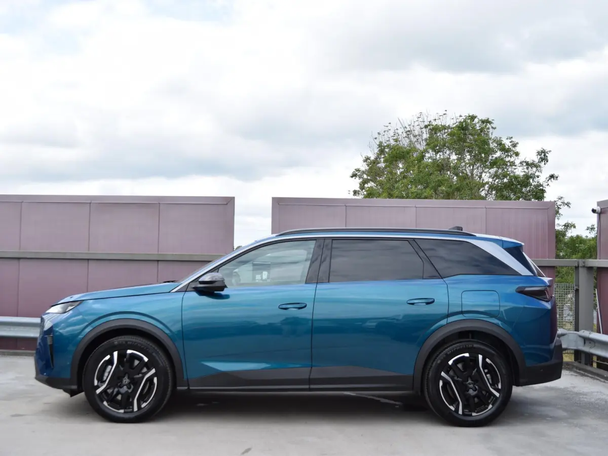 1.6 Plug-in Hybrid 225 Allure 7p UIT VOORRAAD LEVERBAAR