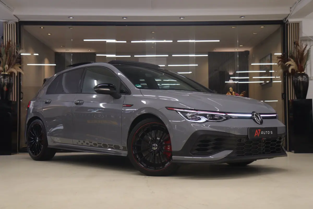 2.0 TSI GTI 45 JAHRE CLUBSPORT AKRA/PANO/ACC/DCC/CAM/HUD/CARPLAY/IQ/VOLL