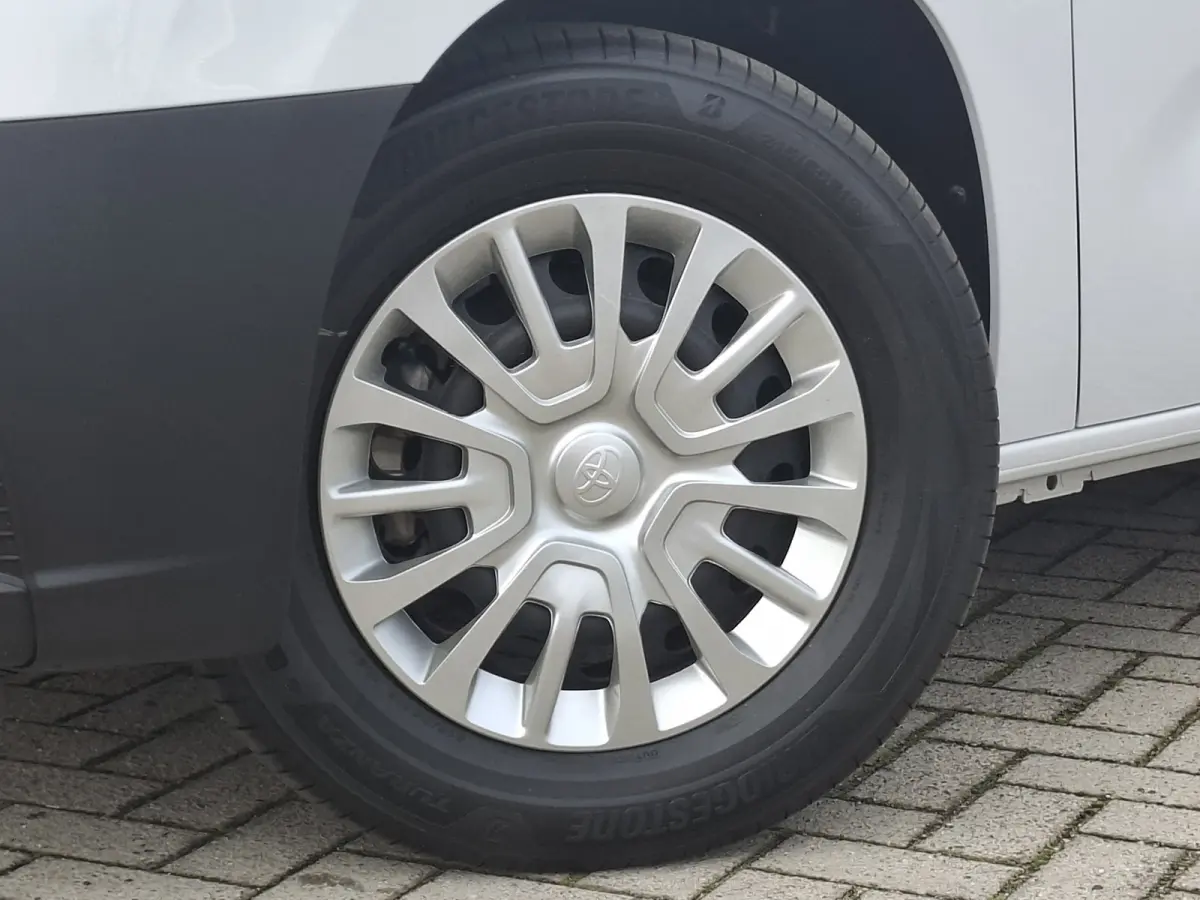Comfort 50 kWh | Apple Carplay/Android Auto | Bluetooth | Cruise Control | Achteruirijcamera | Parkeersensoren Achter | Airco | Zijschuifeur Rechts |