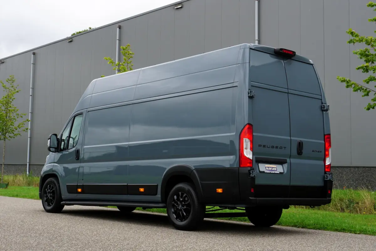 2.2 BlueHDi 180 L4H3 3.5t Zwaar Automaat |In topstaat |Full-Option |Adaptive Cruise |Groot scherm |Full-LED |Parkeersensoren rondom |2e airbag |BPM voordeel! |Mooie camperbasis