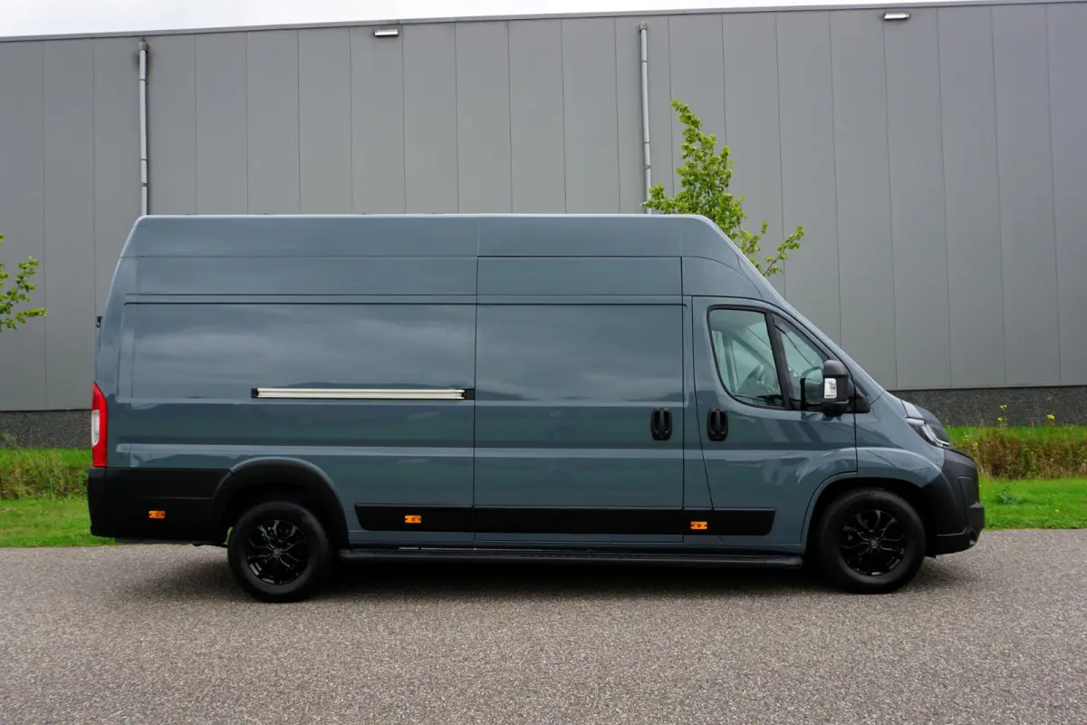 2.2 BlueHDi 180 L4H3 3.5t Zwaar Automaat |In topstaat |Full-Option |Adaptive Cruise |Groot scherm |Full-LED |Parkeersensoren rondom |2e airbag |BPM voordeel! |Mooie camperbasis