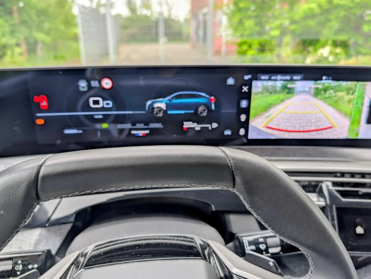 1.2 Hybrid 136 GT | TREKHAAK | ADAPTIVE CRUISE | STOELVERWARMING | CAMERA | MATRIX LED | CARPLAY |