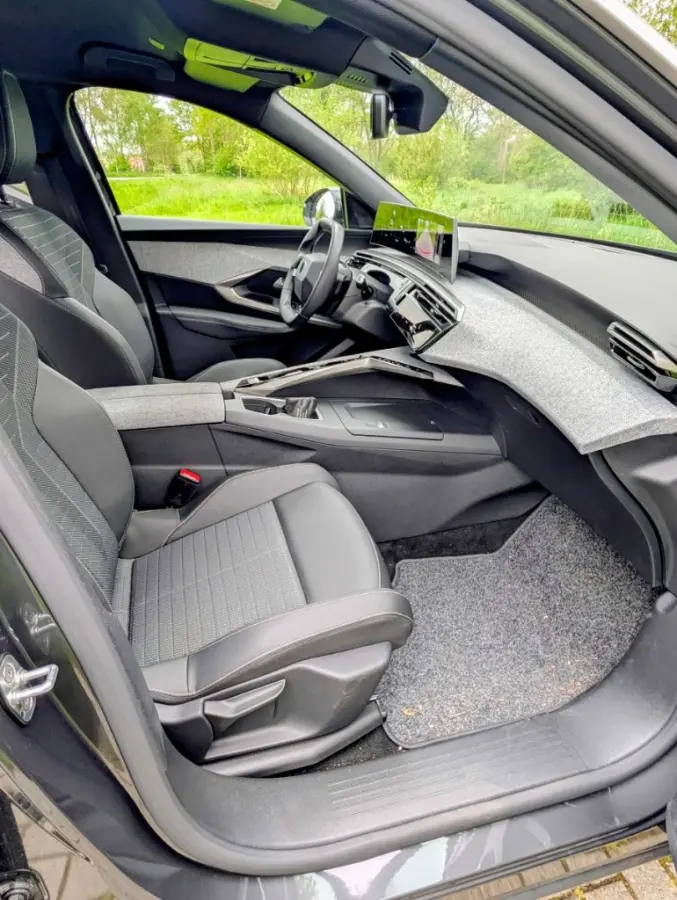 1.2 Hybrid 136 GT | TREKHAAK | ADAPTIVE CRUISE | STOELVERWARMING | CAMERA | MATRIX LED | CARPLAY |