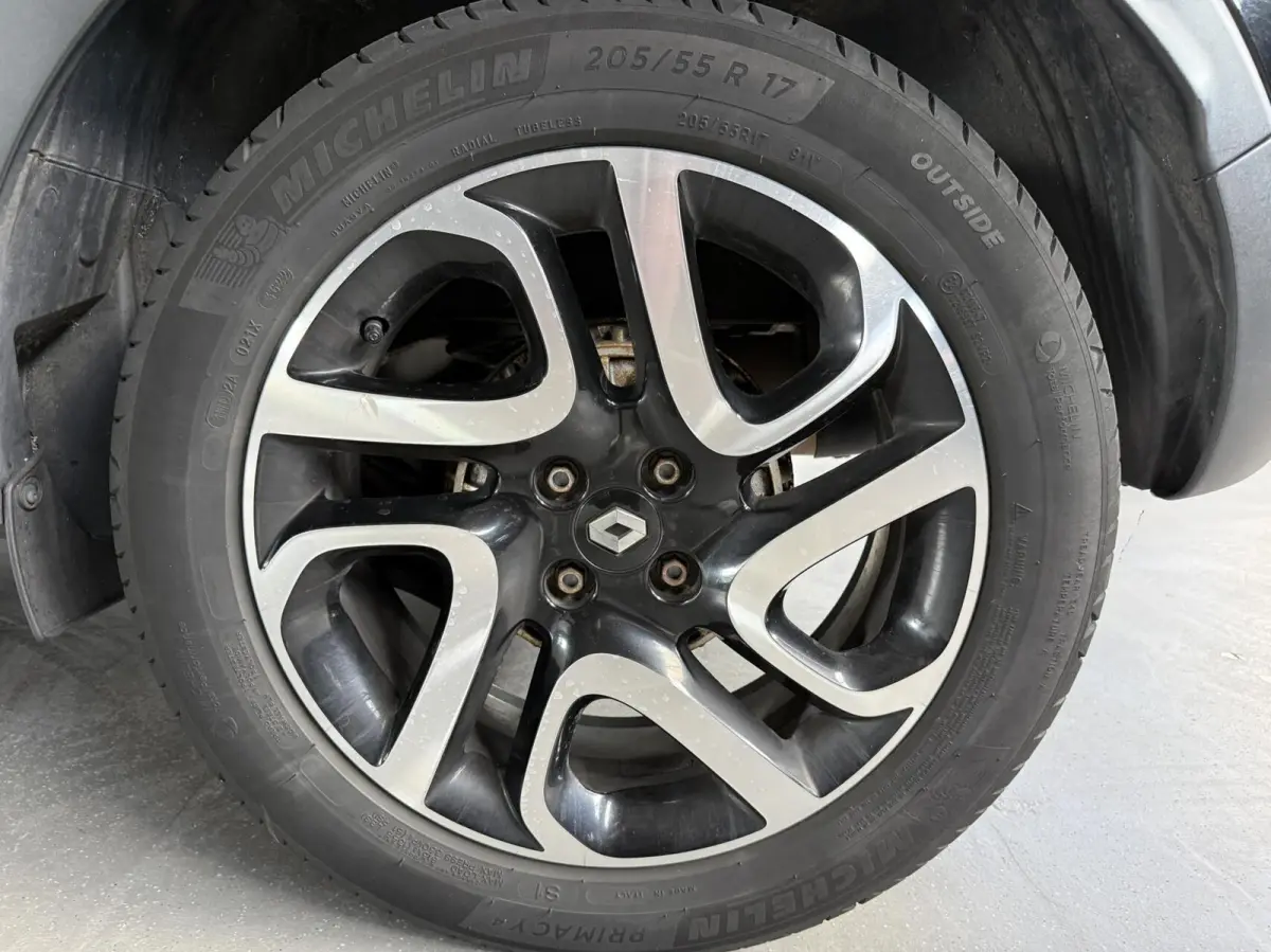 0.9 TCe Dynamique / Navi / Airco / Cruise