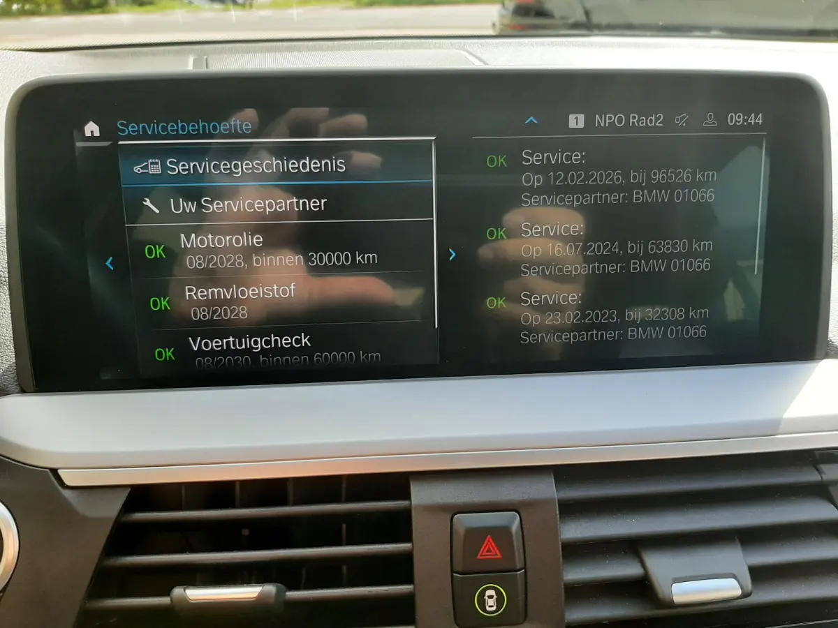 xDrive30e Business Edition TREKHAAK