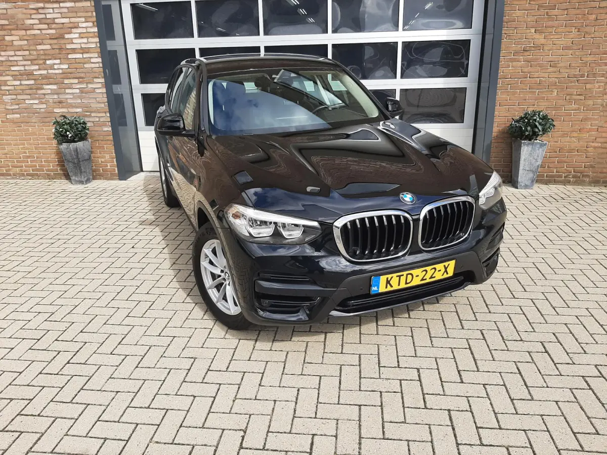 xDrive30e Business Edition TREKHAAK