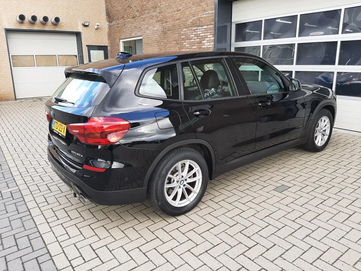xDrive30e Business Edition TREKHAAK