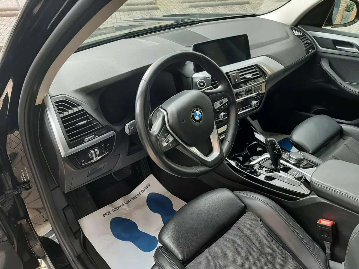 xDrive30e Business Edition TREKHAAK