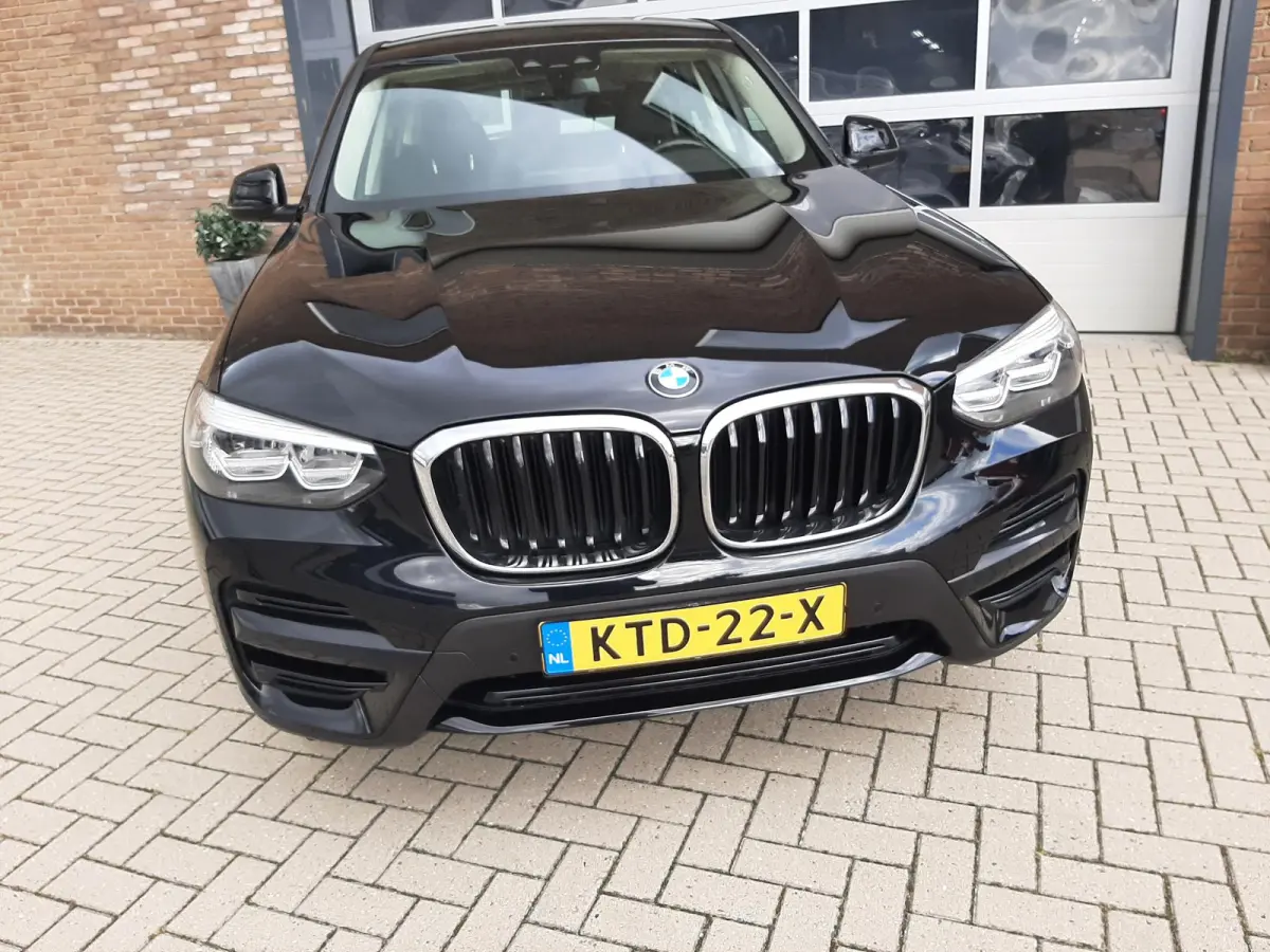 xDrive30e Business Edition TREKHAAK