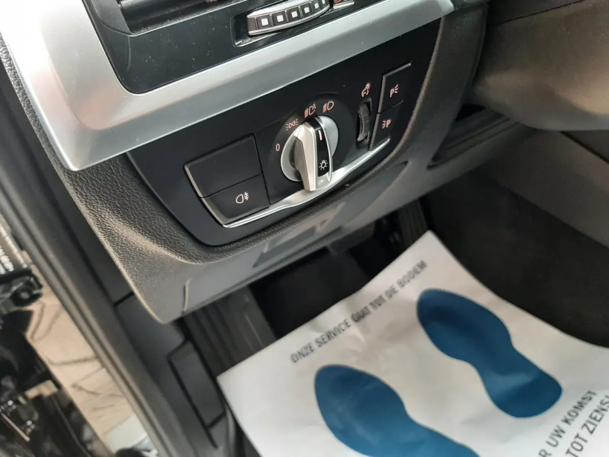 xDrive30e Business Edition TREKHAAK