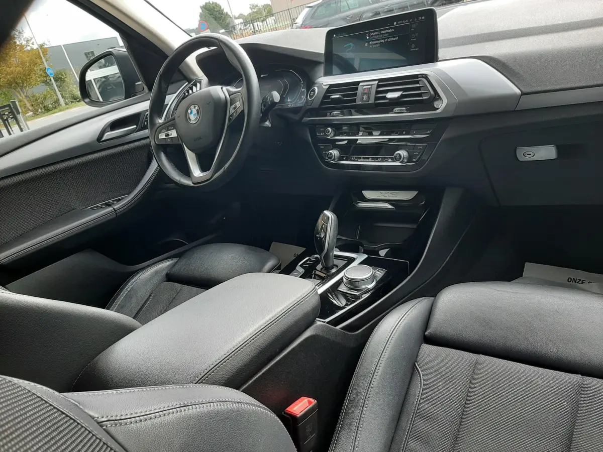 xDrive30e Business Edition TREKHAAK