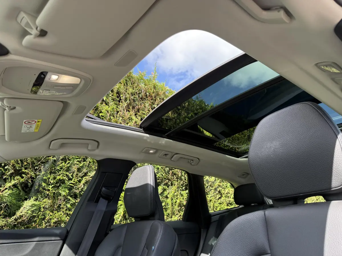 B5 Inscription | Trekhaak | Pano dak | Head up display | Bliss | Keyless |