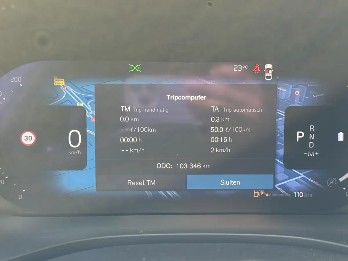 B5 Inscription | Trekhaak | Pano dak | Head up display | Bliss | Keyless |