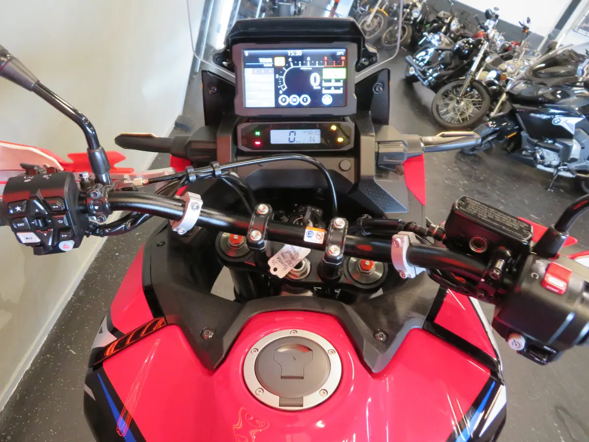 CRF 1100 AFRICA TWIN NIEUWSTAAT!!