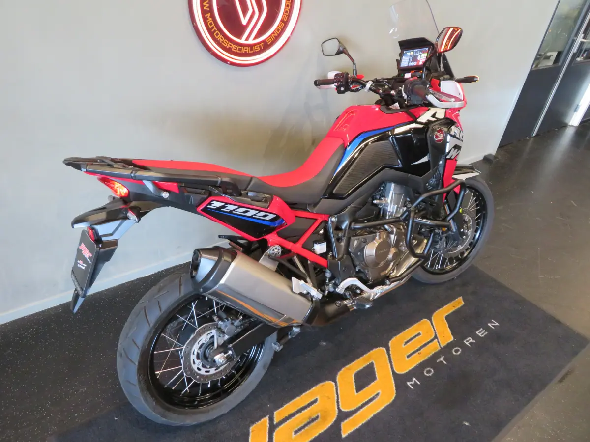 CRF 1100 AFRICA TWIN NIEUWSTAAT!!