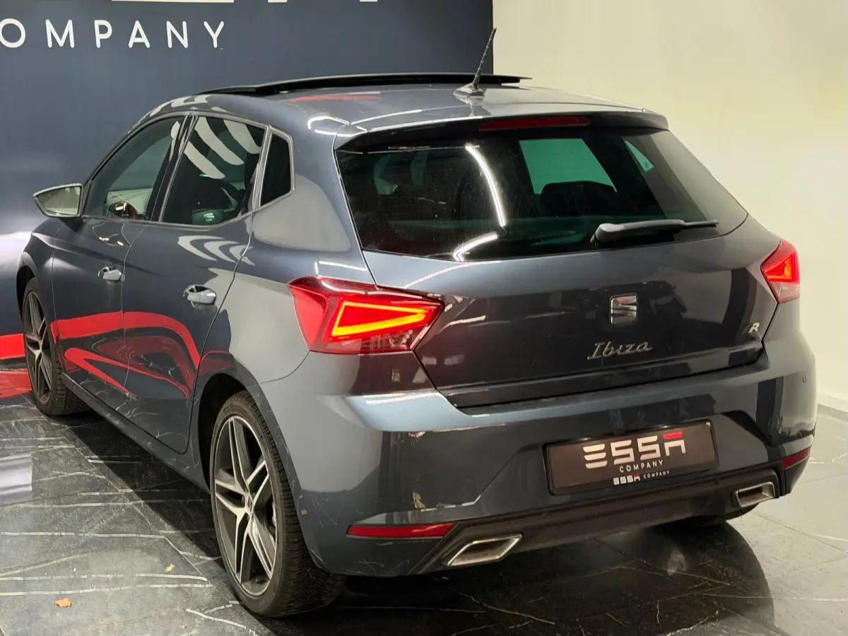 1.5 TSI FR Plus Pano Keyless Sfeerv Camera LED