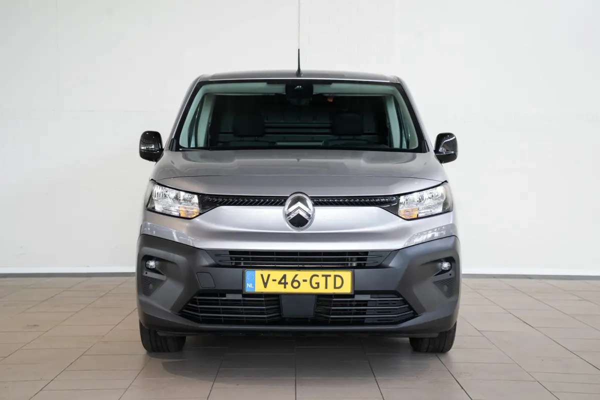 1.5 BlueHDi 130 EAT8 S&S L1 | Trekhaak | Camera | Climate Controle | Keyless | Apple Carplay & Android Auto | Elektrisch inklapbare buitenspiegels |