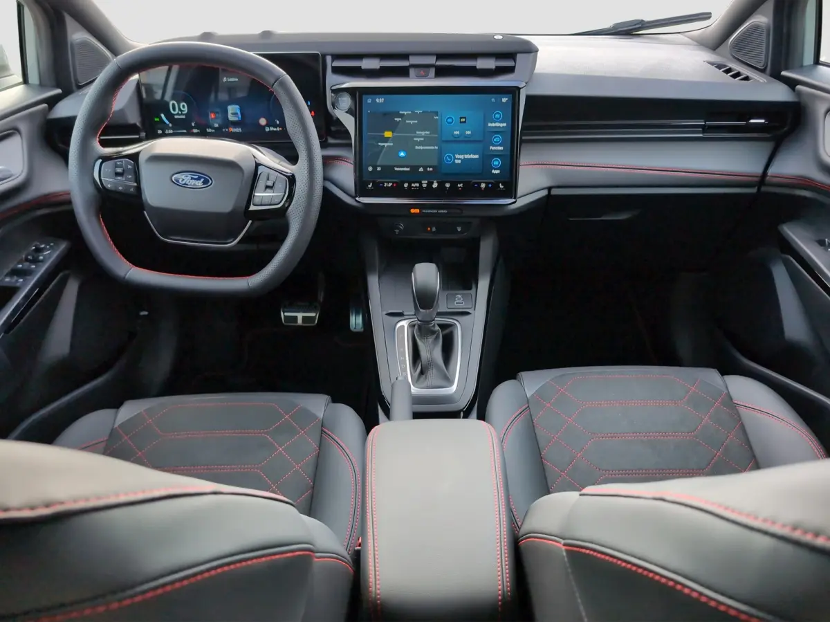 1.0 EcoBoost ST-Line X | Achteruitrijcamera | Bang & Olufsen Sound System | Bestuurdersstoel in hoogte verstelbaar