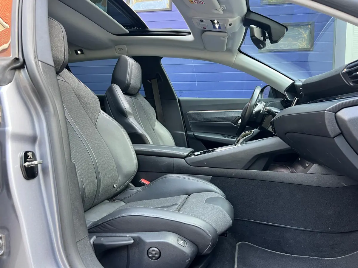1.6 HYbrid PHEV Allure l Pano l ACC l