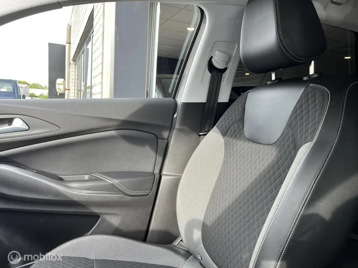 1.6 Turbo Hybrid Executive|CRUISE|CAMERA|