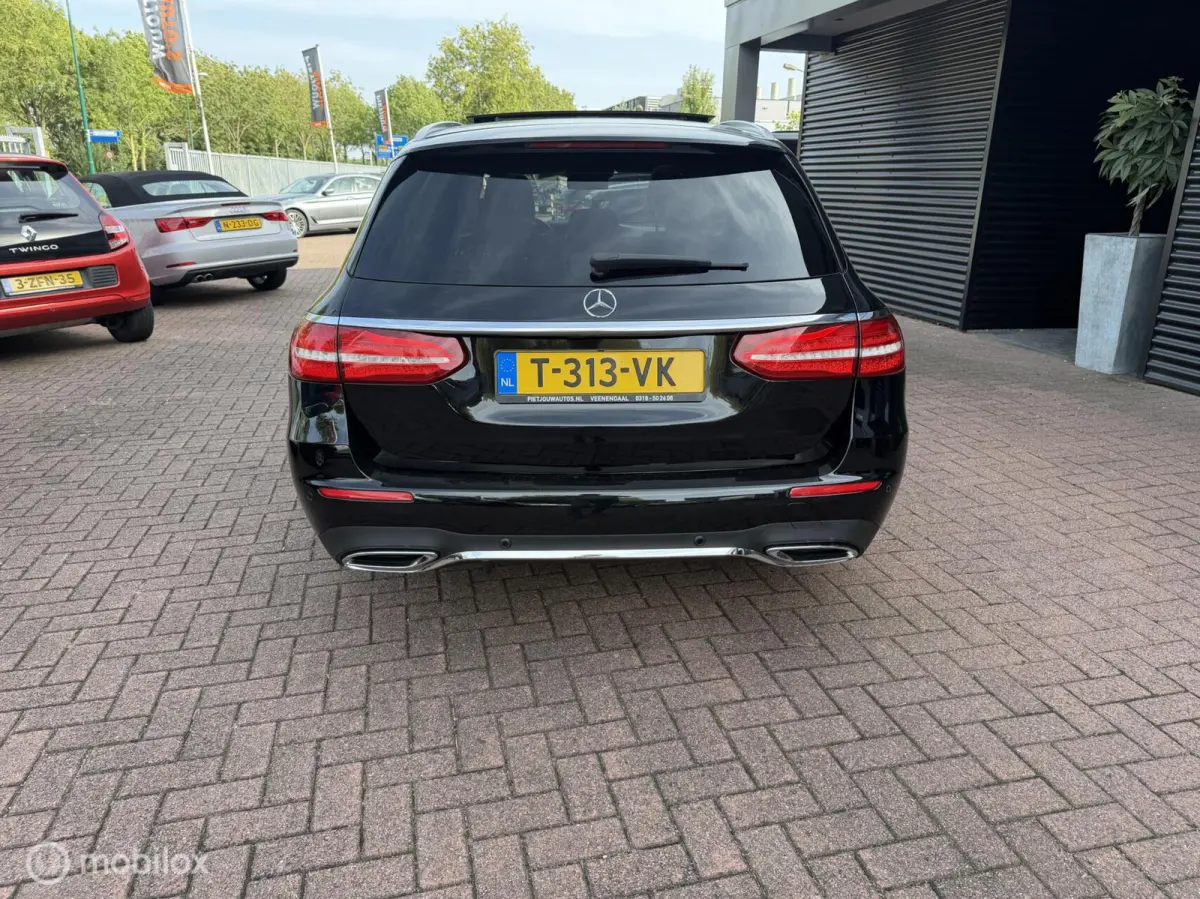 400 d 4Matic Amg burmester Pano Trekh
