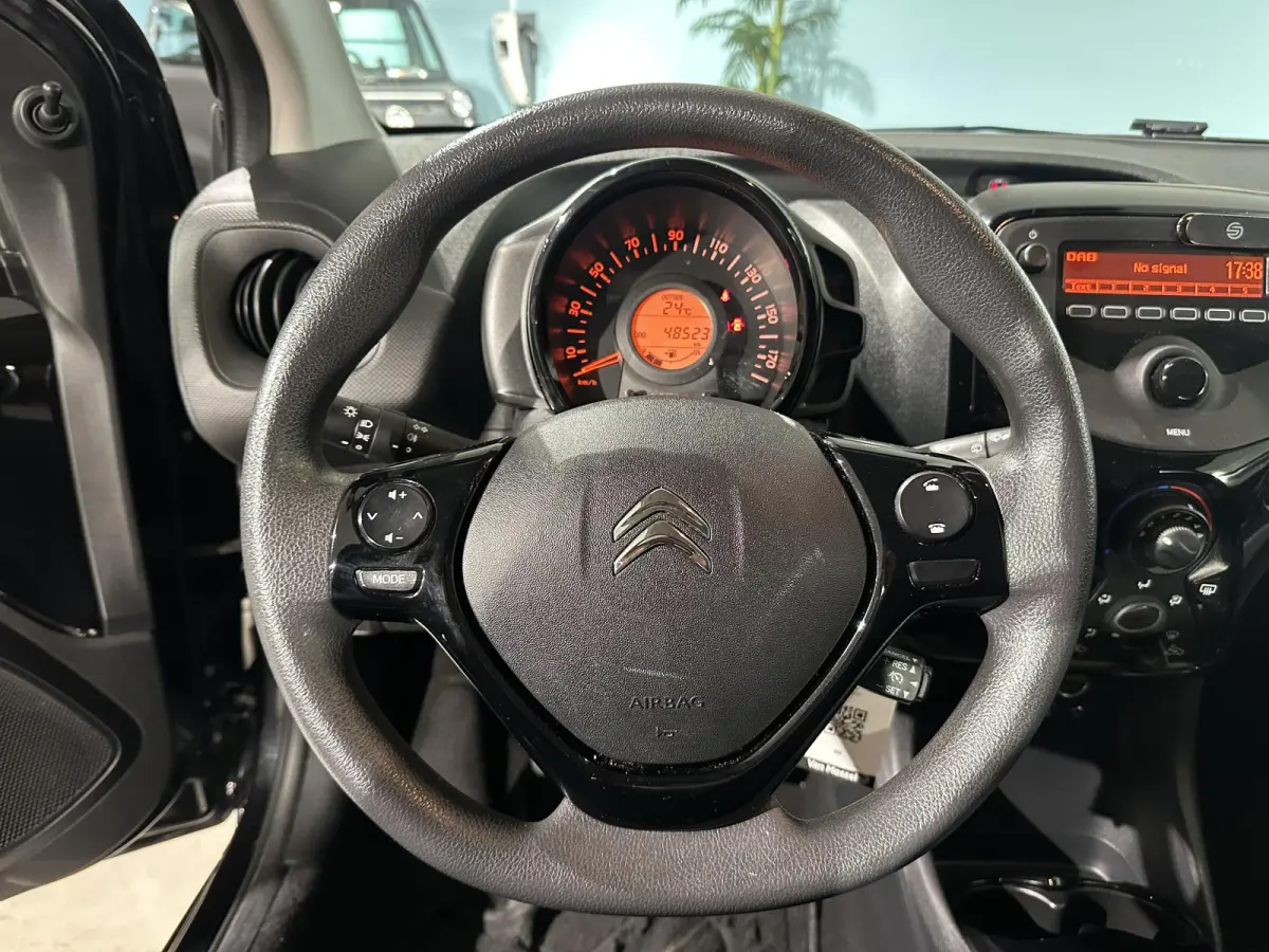 1.0 VTi Feel | Zuinig | Bluetooth | Airco