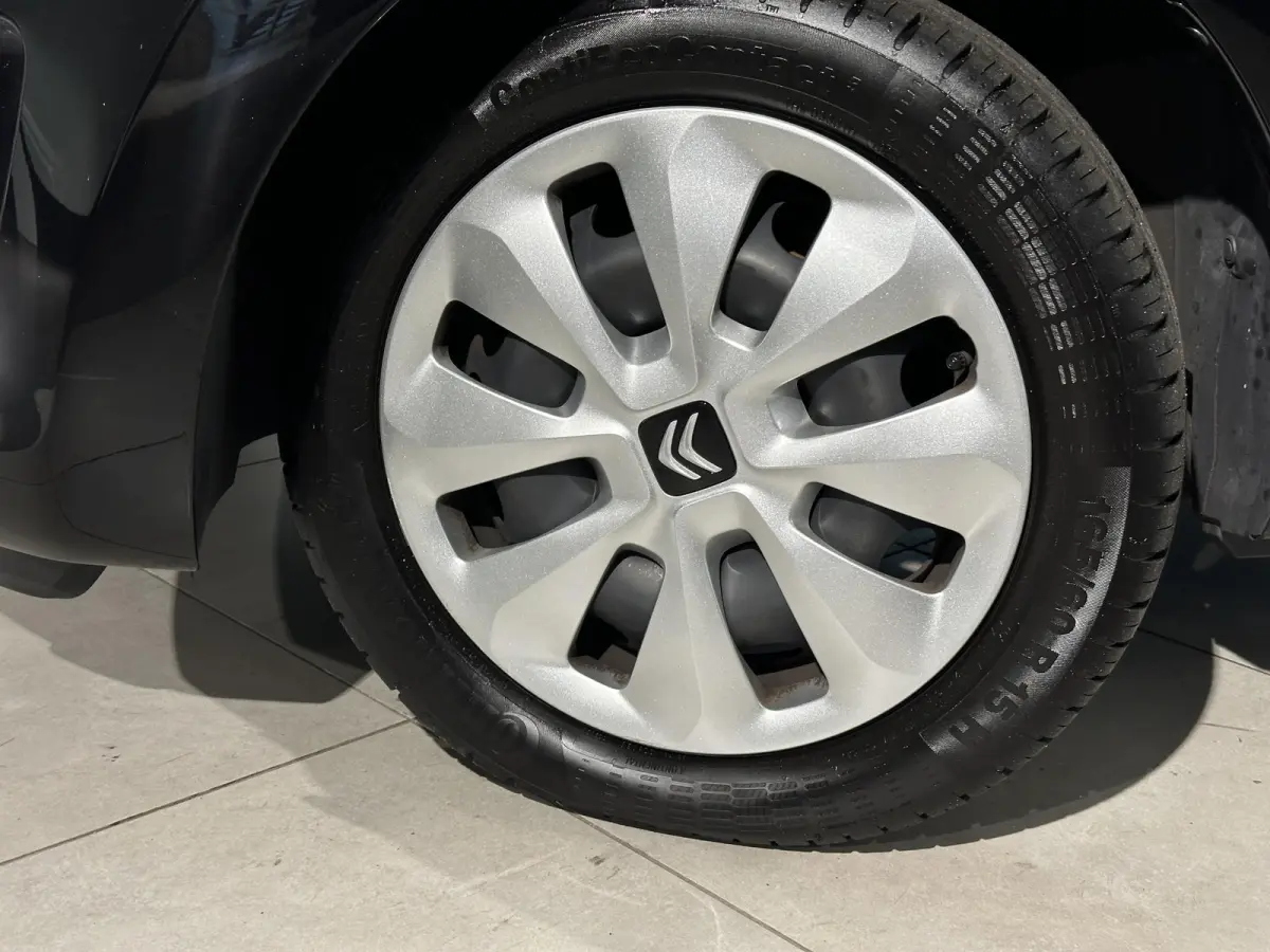 1.0 VTi Feel | Zuinig | Bluetooth | Airco