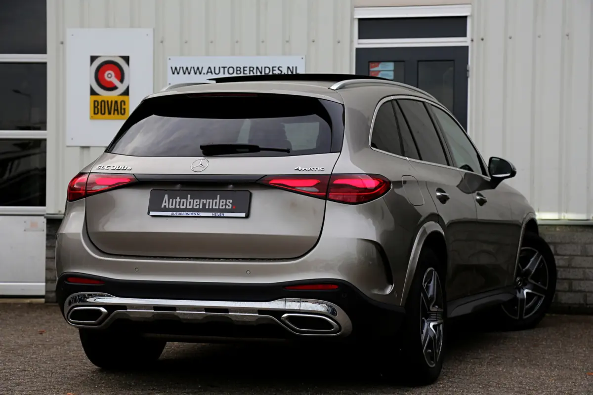 Plug in hybride 4MATIC AMG Line*Perfect MB Onderh.*Airmatic/4wiel bestu./360/ACC/Massage/Koeling/HUD/Digital Light/DAB/Sfeer/Dodehoek/Apple Carplay-Android/Parkeersens.V+A/19 inch LM*