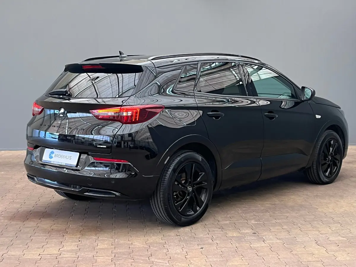 1.6 PHEV GS Stuur & Stoelverwarming | AGR-Stoelen | Camera | 18" Lichtmetaal | Cruise | Carplay | Climate Control  | AGR Comfortstoelen | Achteruitrij Camera | Apple Carplay/Android Auto|tel