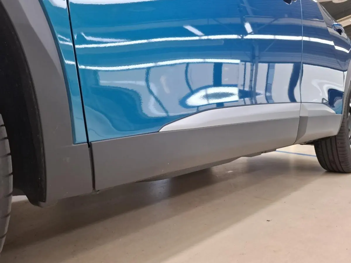 1.2 Hybrid 145 Allure | Achterbank in delen neerklapbaar | Achterspoiler | Actieve noodgeval assistent
