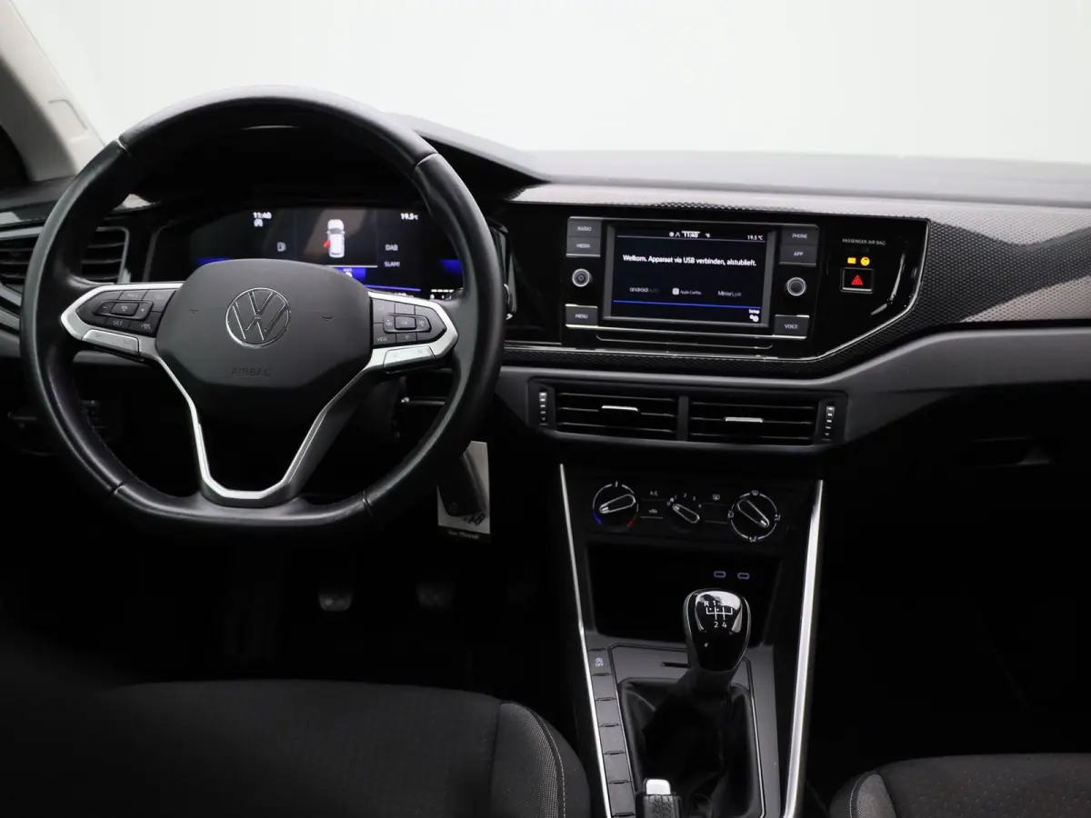 1.0 TSI Life | Apple Carplay / Android Auto | Airconditioning | Lichtmetalen Velgen |