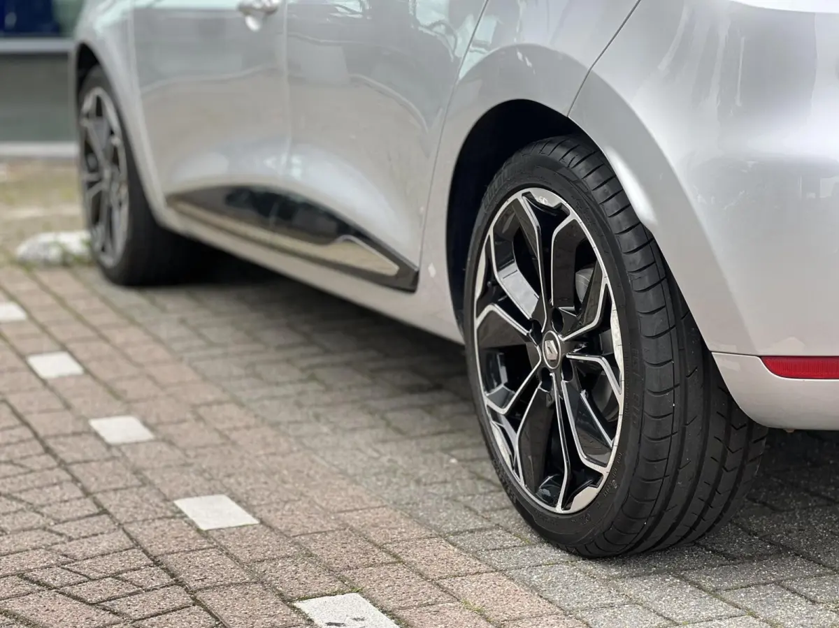 0.9 TCe Intens 5 Deurs Airco Clima Cruise Dealer