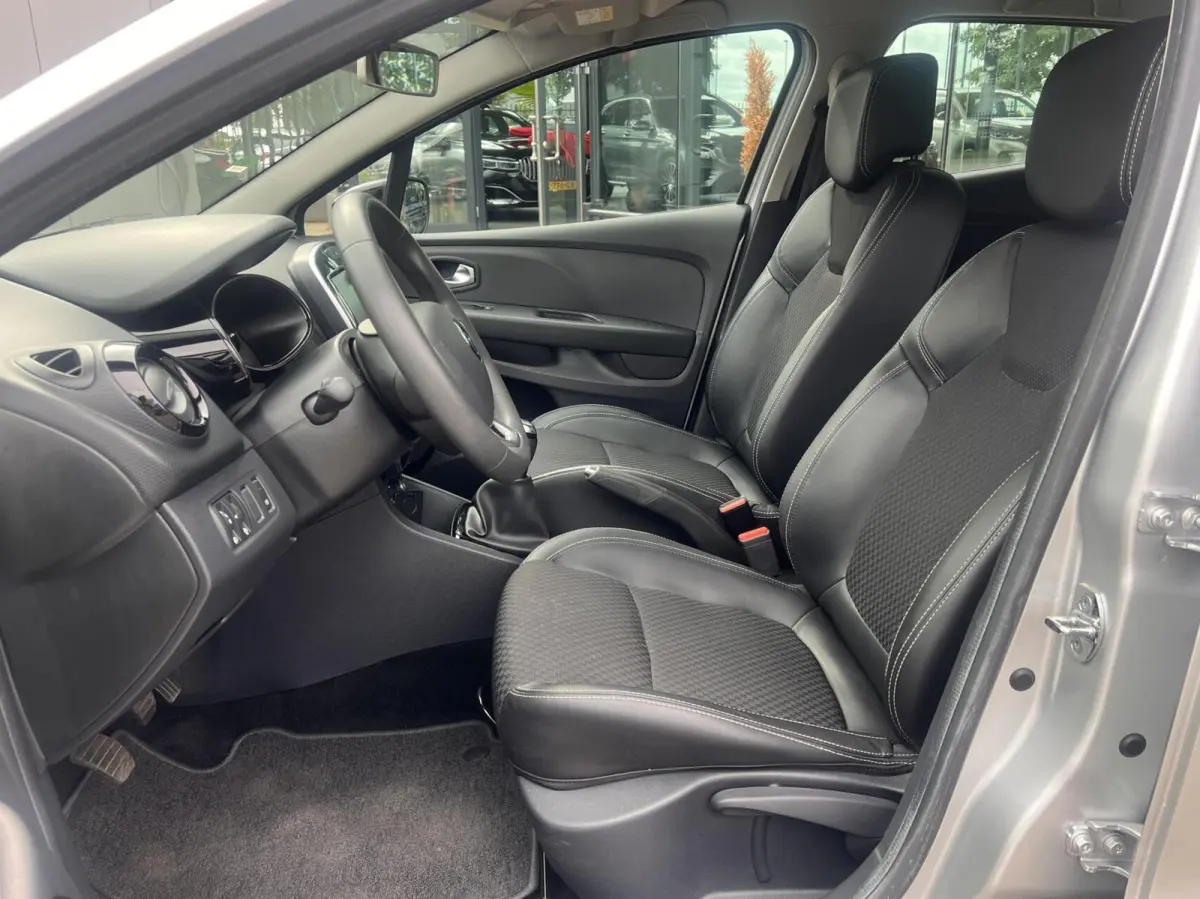 0.9 TCe Intens 5 Deurs Airco Clima Cruise Dealer