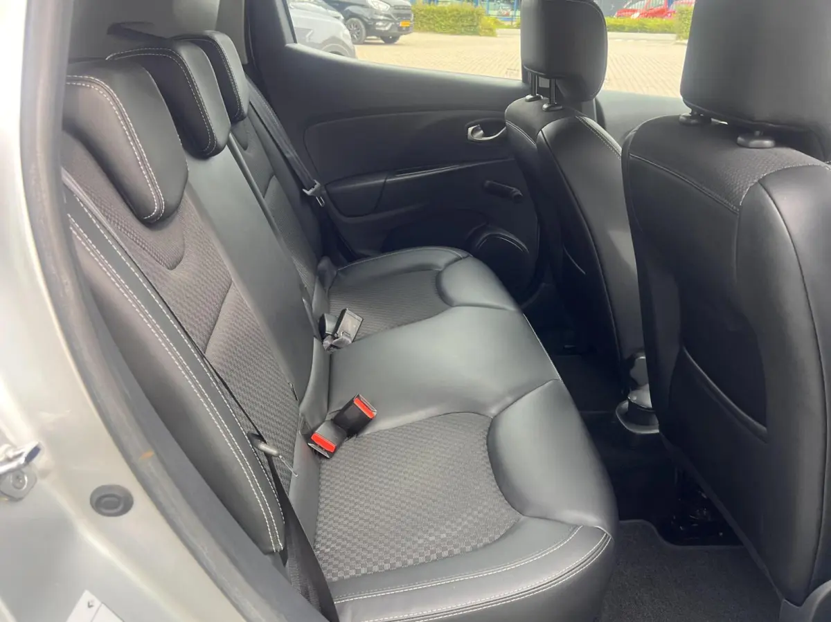 0.9 TCe Intens 5 Deurs Airco Clima Cruise Dealer