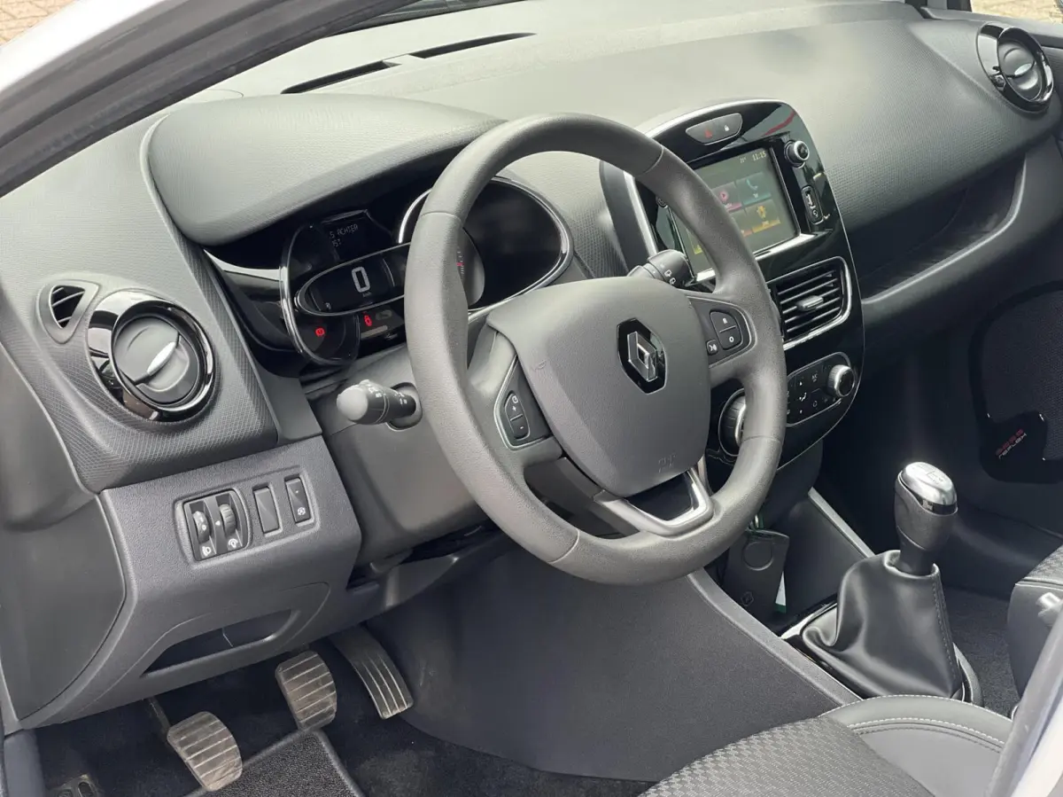 0.9 TCe Intens 5 Deurs Airco Clima Cruise Dealer