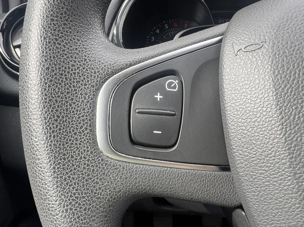 0.9 TCe Intens 5 Deurs Airco Clima Cruise Dealer