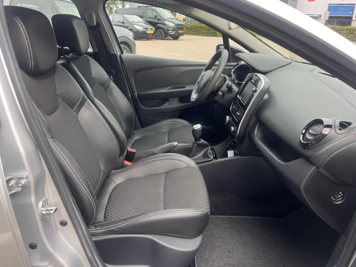 0.9 TCe Intens 5 Deurs Airco Clima Cruise Dealer